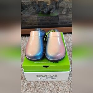 OOFOS Women's' Multicolor Clogs